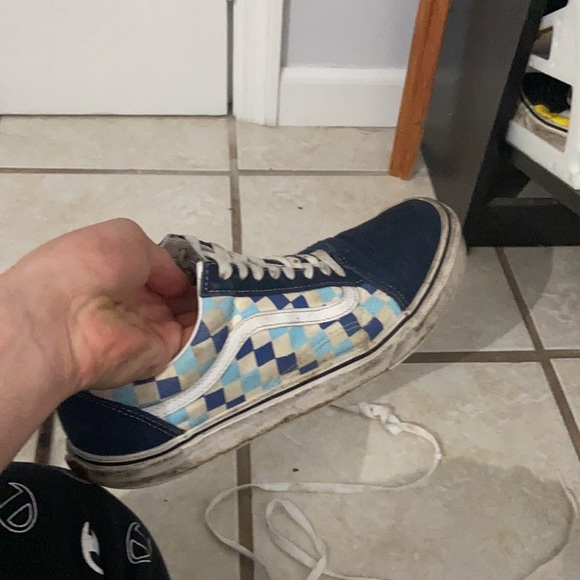 Vans - Picture 4 of 6